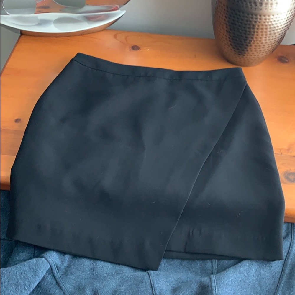 Banana Republic Skirt!! EUC!! Ships Fast!!
